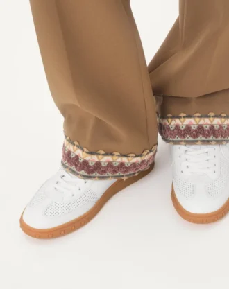 upvillage low top sneaker aus perforiertem nappaleder 1 330x417 - Upvillage Low-Top-Sneaker aus perforiertem Nappaleder